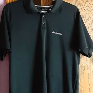 Short sleeved Columbia